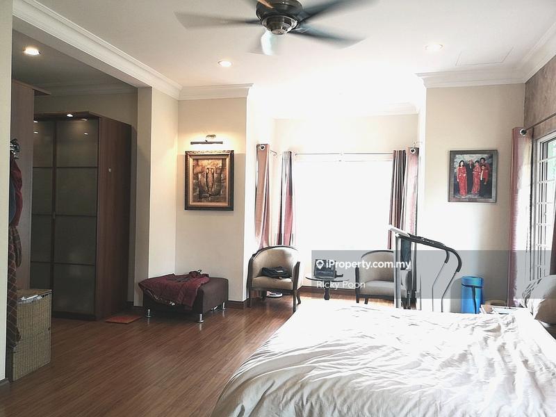 Bungalow House untuk Dijual di Taman Yarl, Jalan Klang Lama (Old Klang Road) oleh Ricky Poon - iProperty.com.my