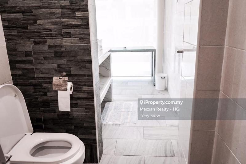 Bungalow House for Sale in Kelana Jaya, Petaling Jaya by Tony Siow - iProperty.com.my