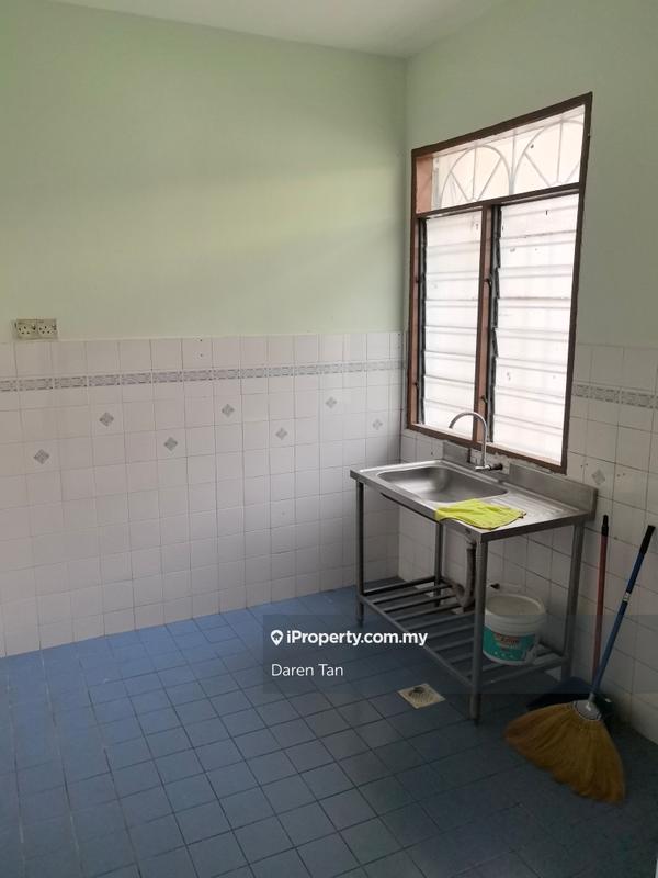 Rumah Teres 2-Tingkat untuk Dijual di Usj 1, Subang Jaya oleh Daren Tan - iProperty.com.my