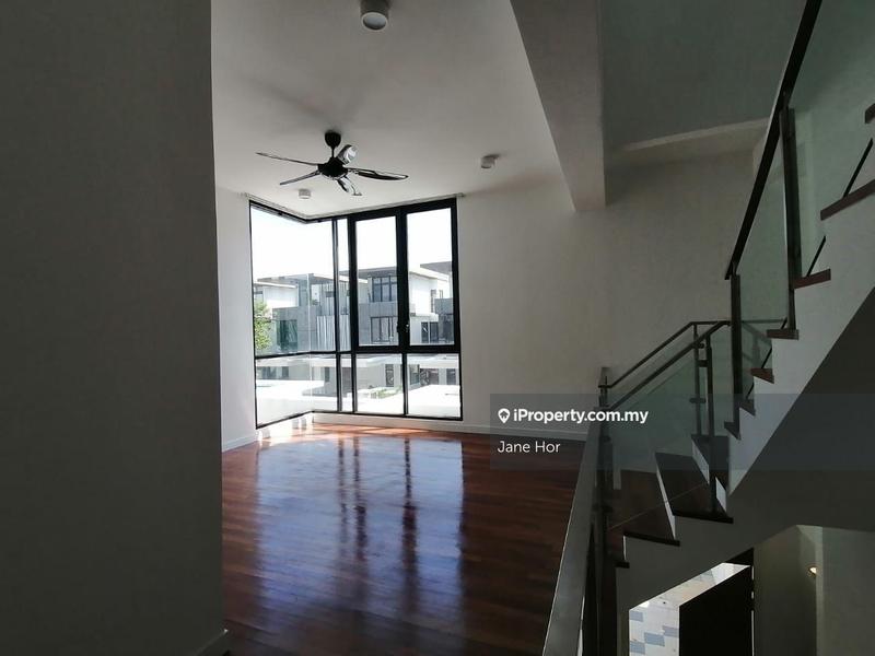 3-storey Terraced House for Sale in 16 Sierra, Puchong by Jane Hor - iProperty.com.my