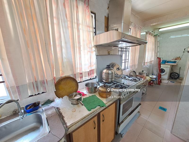 Rumah Berangkai 2 Tingkat untuk Dijual di Bukit Jelutong, Shah Alam oleh Sa'a Nordin - iProperty.com.my