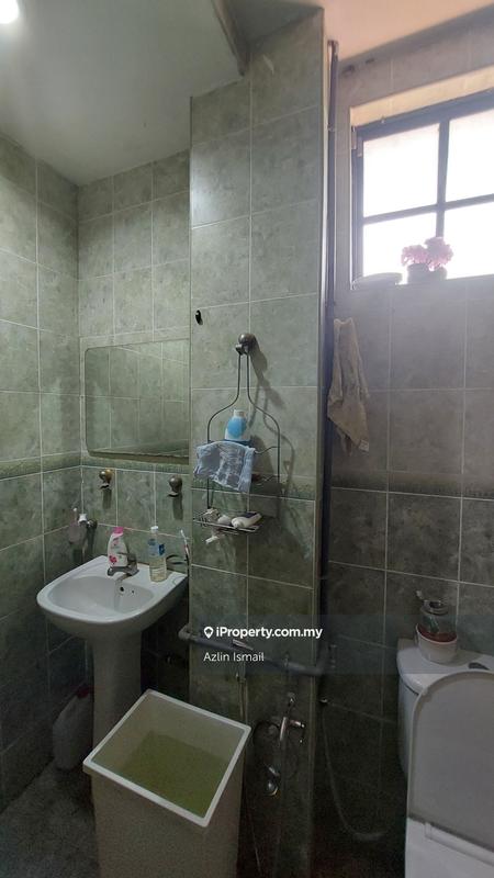 Rumah Berkembar untuk Dijual di Espana Bukit Rahman Putra, Sungai Buloh oleh Azlin Ismail - iProperty.com.my