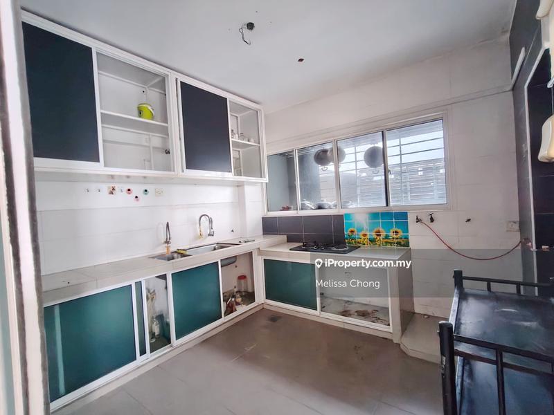 Apartment for Sale in Pangsapuri Vista Serdang by Melissa Chong - iProperty.com.my