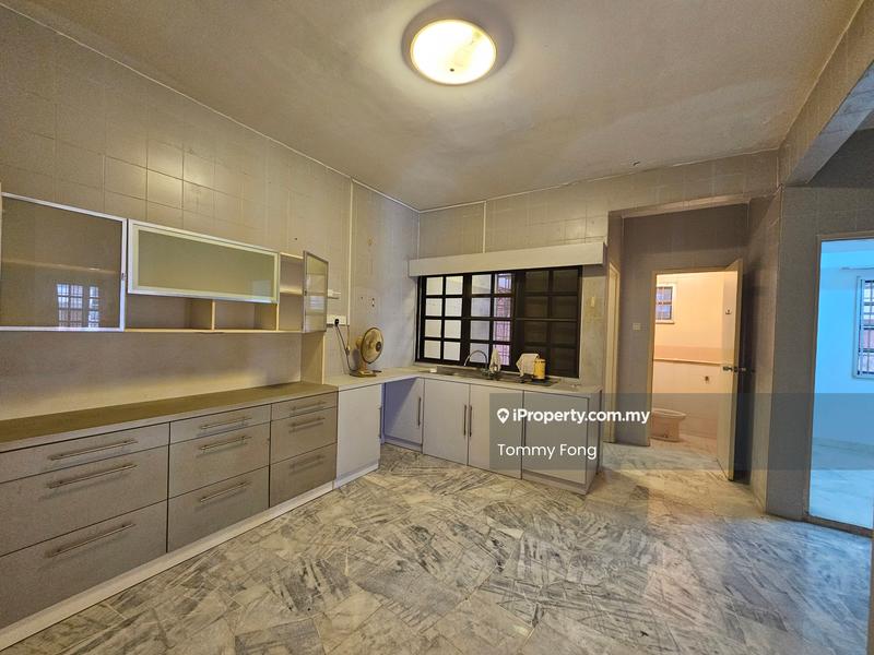 Semi-Detached House for Sale in Sungai Long, Bandar Sungai Long by Alex Chen - Kitchen - iProperty.com.my
