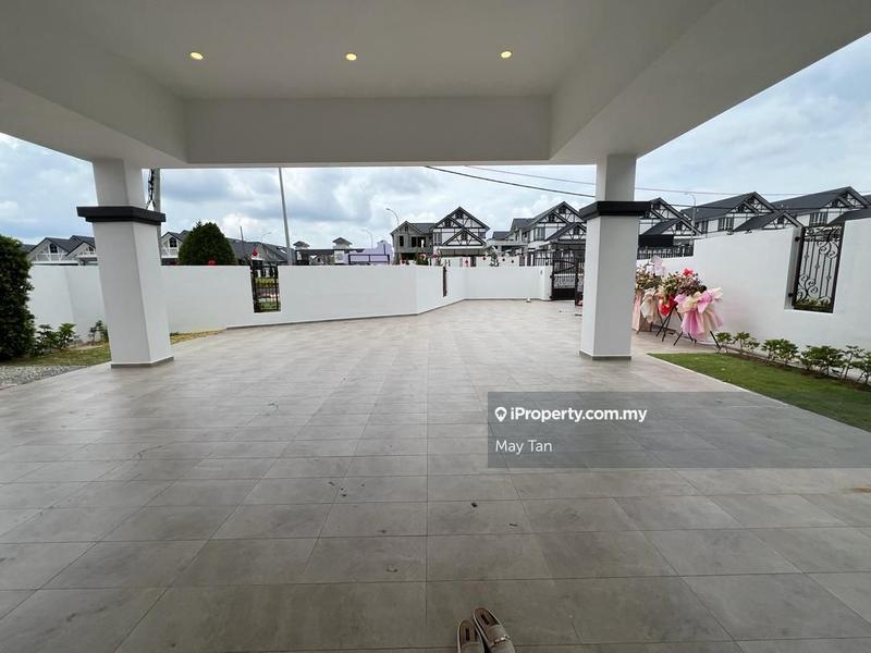 Bungalow House for Sale in Taman Parkland, Kluang by May Tan - iProperty.com.my