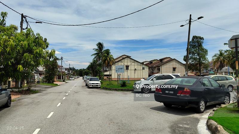 Rumah Berangkai 2 Tingkat untuk Dijual di Bukit Rahman Putra, Sungai Buloh oleh BC Teo - iProperty.com.my