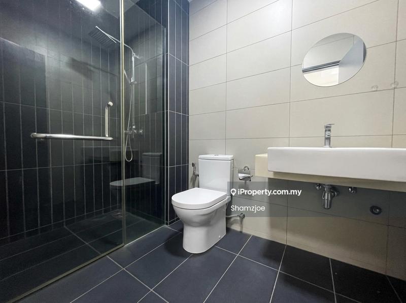 Kondominium untuk Dijual di Aura Residence oleh Shamzjoe - Bathroom - iProperty.com.my