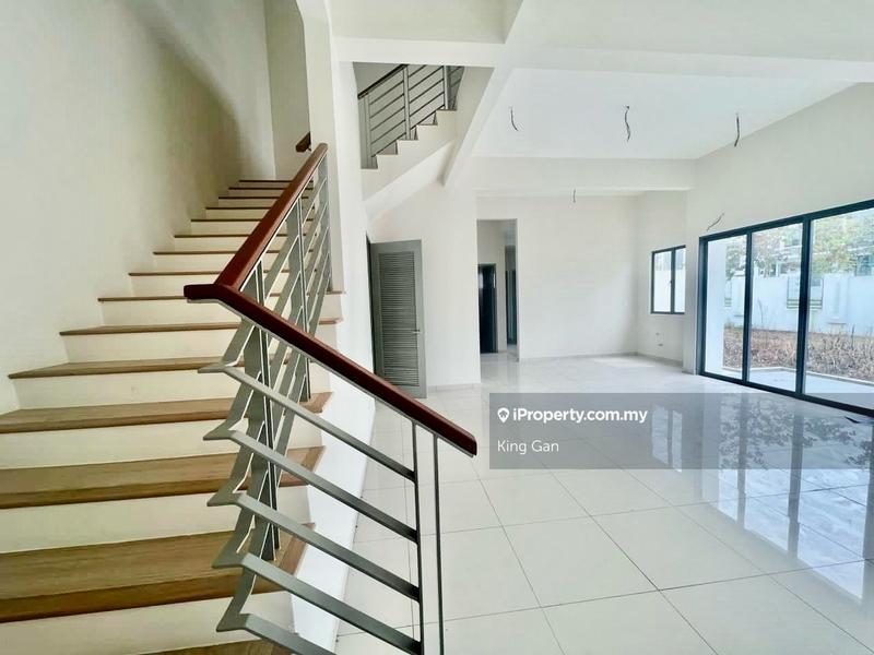 Semi-Detached House for Sale in Taman Semanja, Kajang, Kajang by King Gan - iProperty.com.my
