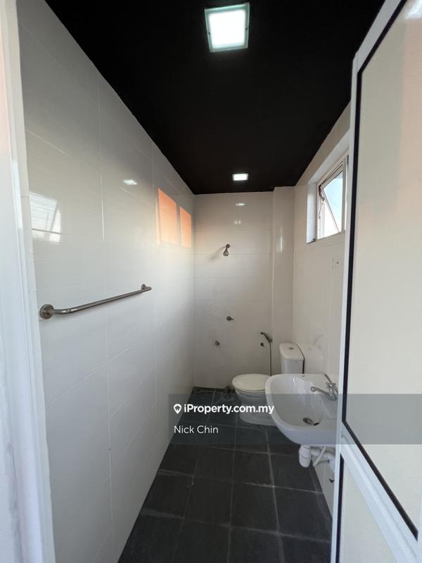 4-storey Terraced House for Sale in taman cheras jaya, Seri Kembangan by Nick Chin - iProperty.com.my