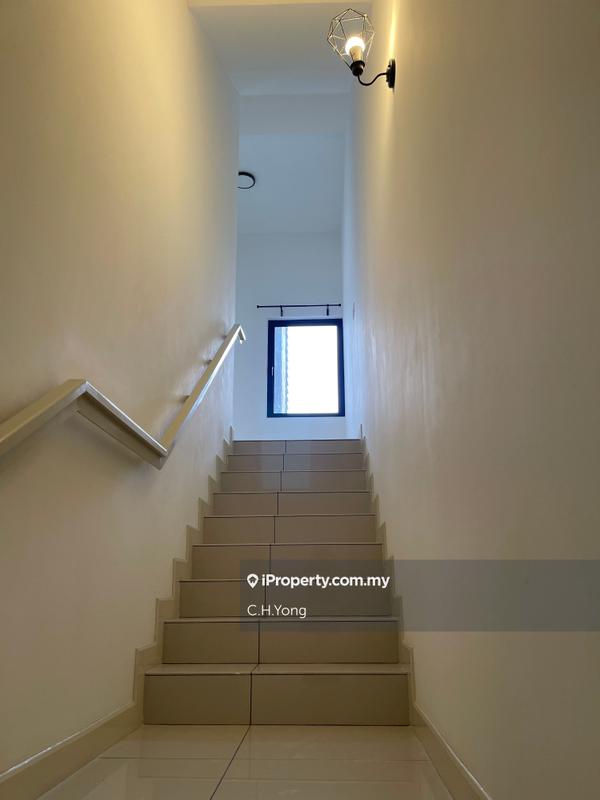 Townhouse for Sale in N'dira Townvilla, Sierra 12, 16 Sierra, Puchong by C.H.Yong - iProperty.com.my