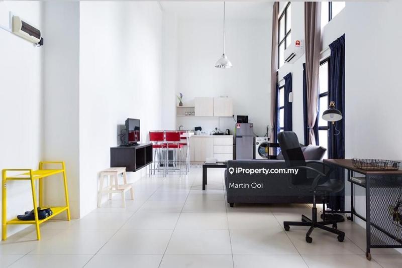 For Sale - Colonial @ Empire City