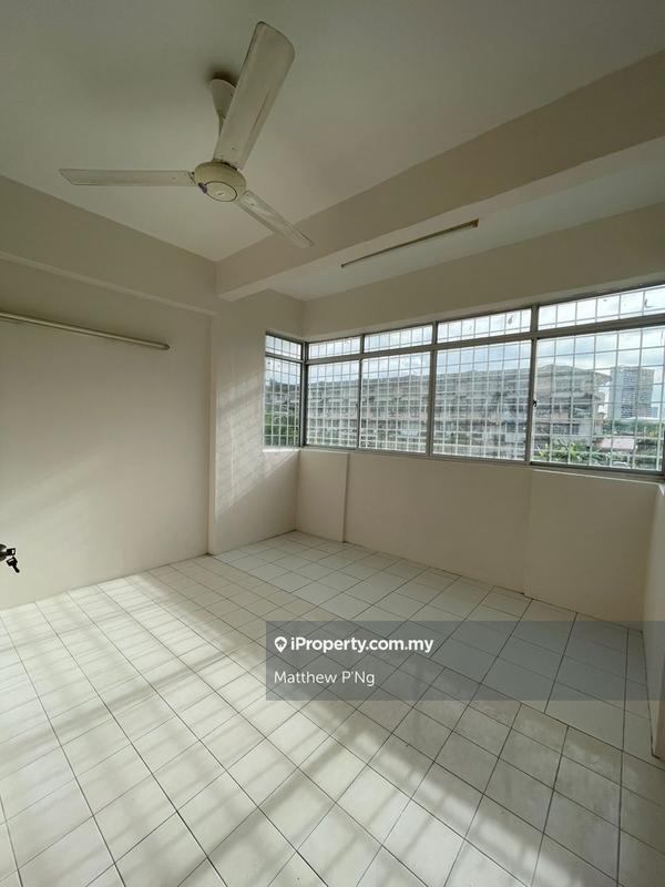 Townhouse for Sale in Taman Tunas Muda, Sungai Ara by Matthew P'Ng - iProperty.com.my