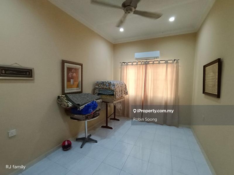 Semi-Detached House for Sale in Ujong Pasir, Melaka by Robin Soong - iProperty.com.my