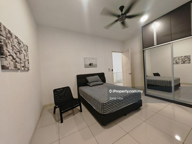 Townhouse for Sale in 16 Sierra, Puchong by Jane Hor - iProperty.com.my