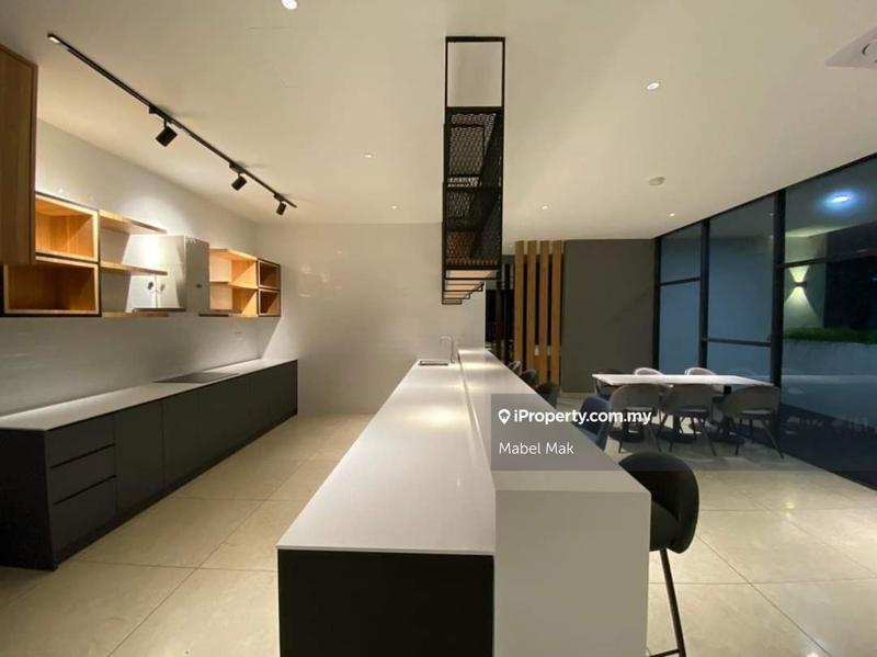 Residensi Servis untuk Dijual di Far East oleh Mabel Mak - iProperty.com.my