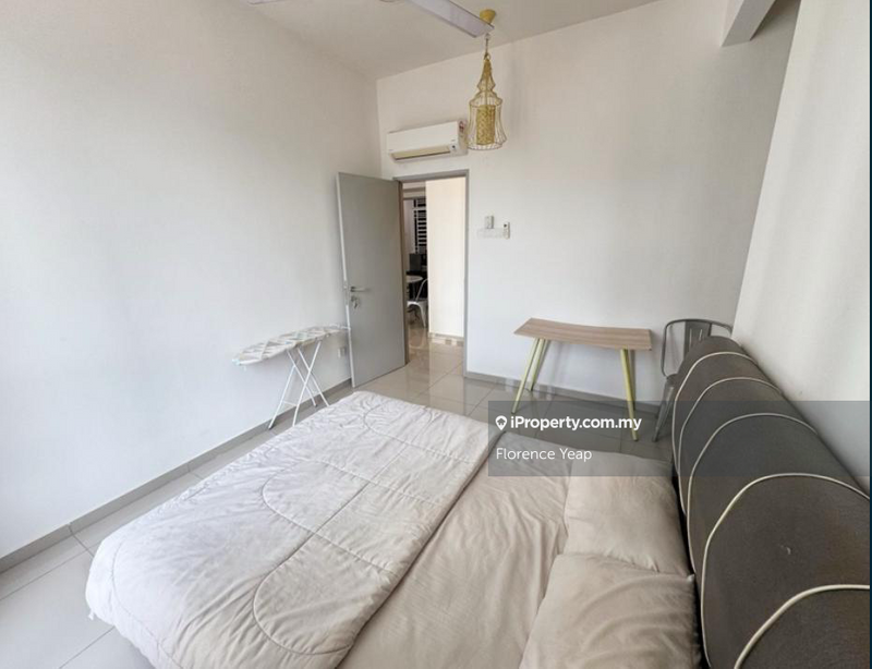 For Rent - The Promenade