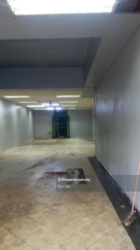 For Sale - Salak Selatan Jalan Besar 4.5 Sty Shop