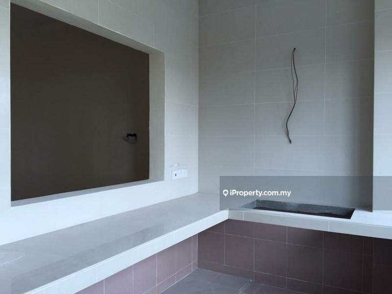 Rumah Berkembar untuk Dijual di Bandar Puteri Puchong, Puchong oleh Kelvin Tan - iProperty.com.my