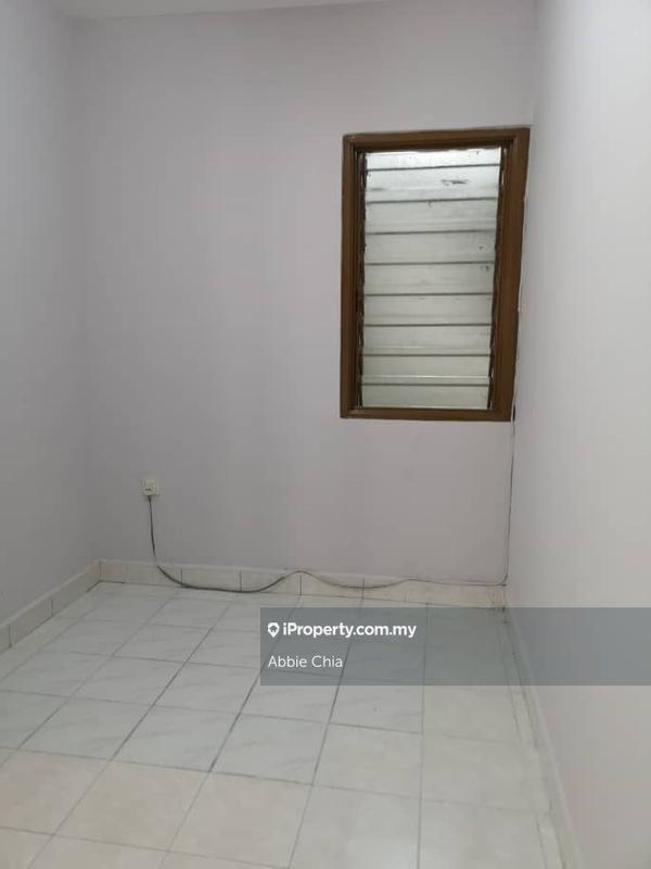 Rumah Flat untuk Dijual di Flora Damansara Flat oleh Abbie Chia - iProperty.com.my