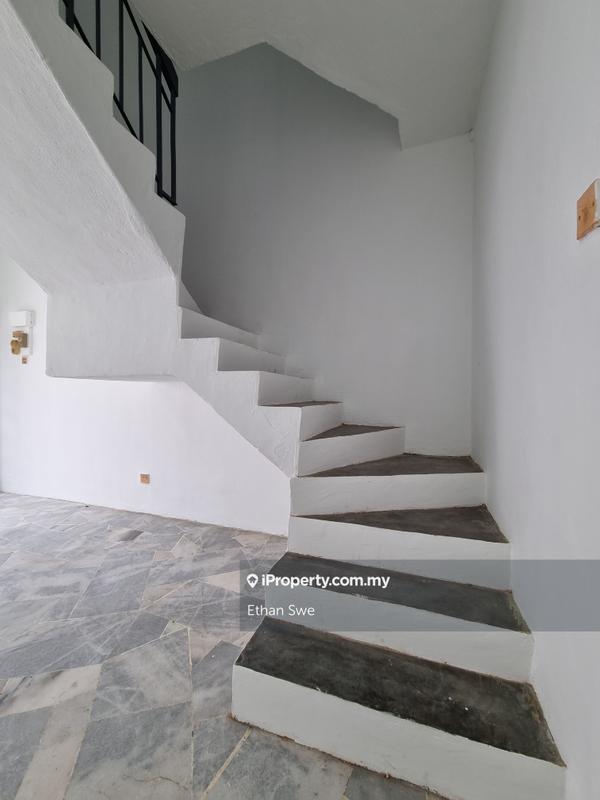 Rumah Teres 2-Tingkat untuk Dijual di 2-Storey, Taman Mulia Jaya, Ampang oleh Ethan Swe - iProperty.com.my