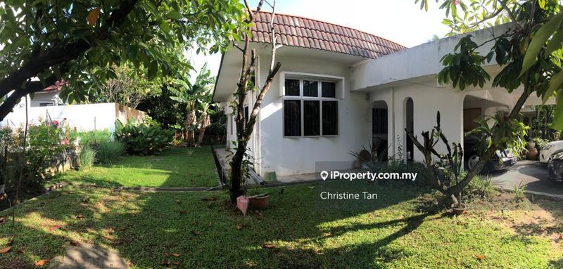 Bungalow House for Sale in Kelana Jaya, Petaling Jaya by Christine Tan - iProperty.com.my