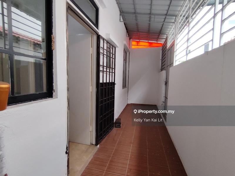 Rumah Teres 2-Tingkat untuk Dijual di Bandar Bukit Tinggi, Klang oleh Kelly Yan Kai Lit - iProperty.com.my