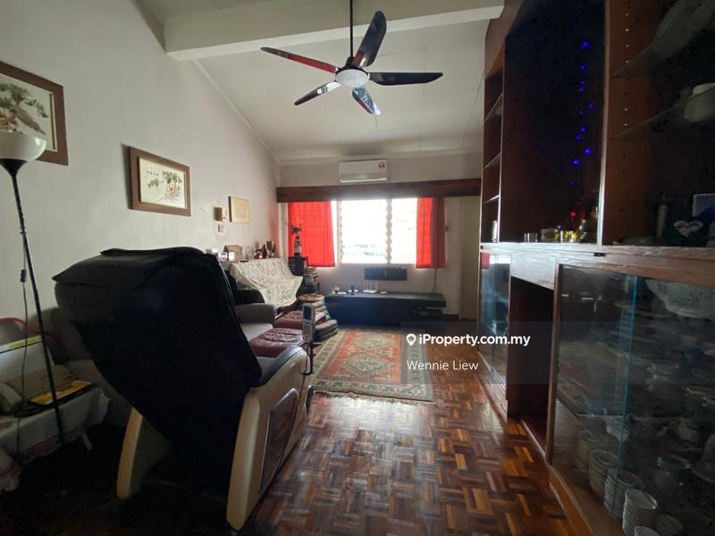 Bungalow House for Sale in Bukit Gasing, Petaling Jaya by Wennie Liew - iProperty.com.my