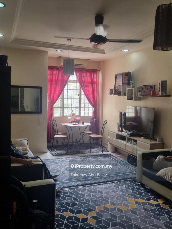 For Sale - Vista Hatamas