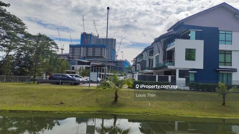 3-storey Terraced House for Sale in Perdana Residence 2, beside168 Park Mall, Selayang by Louis TT - iProperty.com.my
