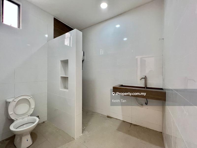 1-storey Terraced House for Sale in Taman Ayer Keroh Heights, Ayer Keroh by Keith Tan - iProperty.com.my