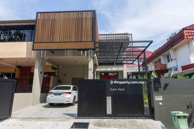 Semi-Detached House for Sale in Seri Tanjung Pinang, Tanjung Tokong by Sam Kam - iProperty.com.my