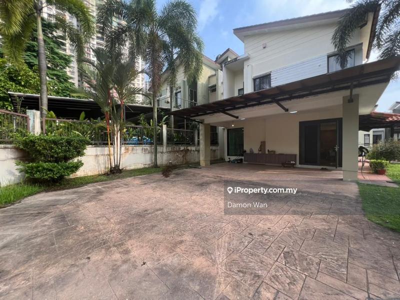 Rumah Berkembar untuk Dijual di Suria Residence oleh Damon Wan - iProperty.com.my