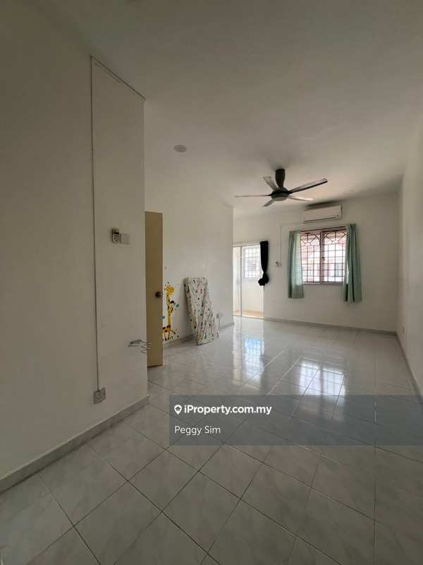 Condominium for Sale in La Vista Condominiums by Peggy Sim - iProperty.com.my