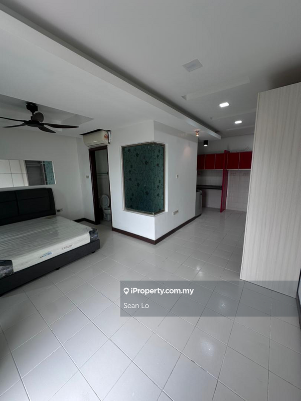 For Rent - Ritze Perdana 1