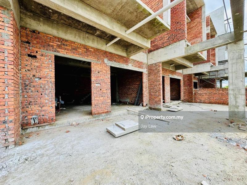 Rumah Bandar untuk Dijual di Samarahan, Sarawak oleh Jay Law - iProperty.com.my