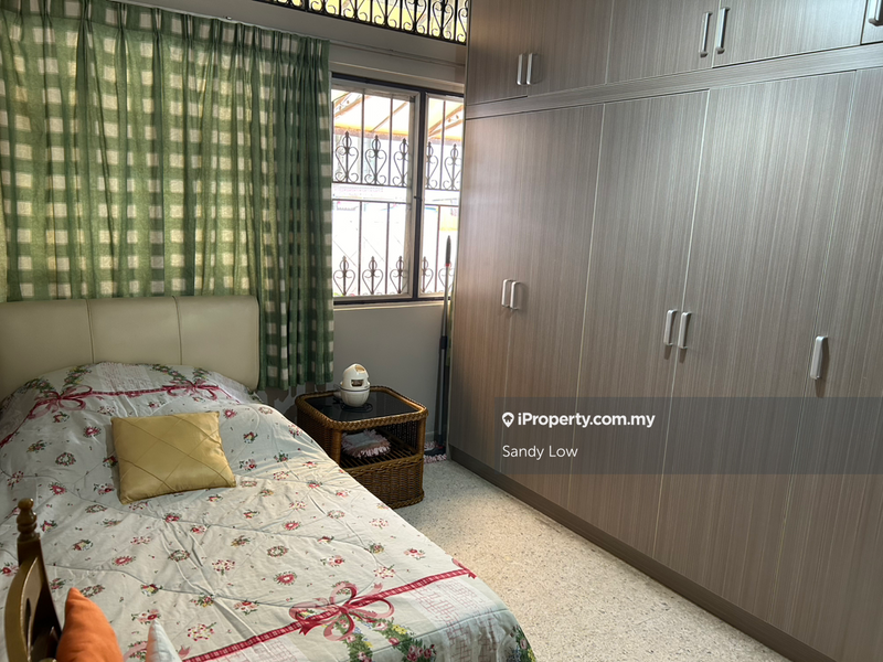 Rumah Berkembar untuk Dijual di Kelana Jaya, Petaling Jaya oleh Sandy Low - iProperty.com.my