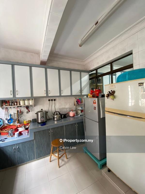 Rumah Berangkai 2 Tingkat untuk Dijual di Bandar Utama 10, Bandar Utama oleh Calvin Law - iProperty.com.my