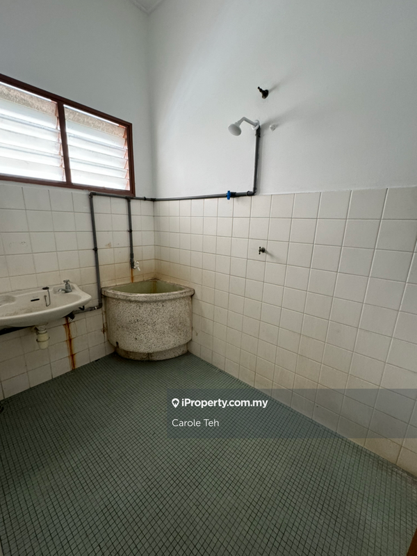 Rumah Teres 2-Tingkat untuk Dijual di Taman Overseas Union (Taman Oug), Jalan Klang Lama (Old Klang Road) oleh Carole Teh - iProperty.com.my