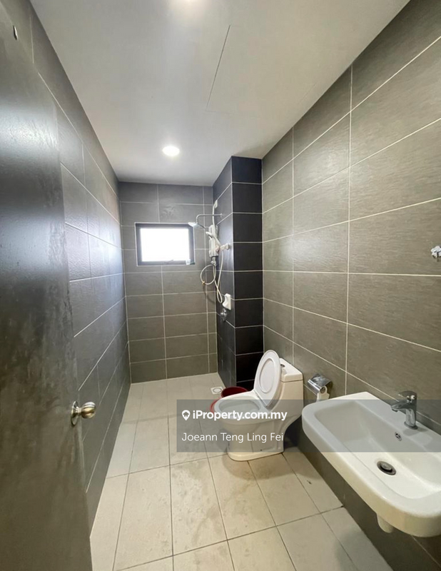Condominium for Sale in The Henge by Joeann Teng Ling Fei - iProperty.com.my