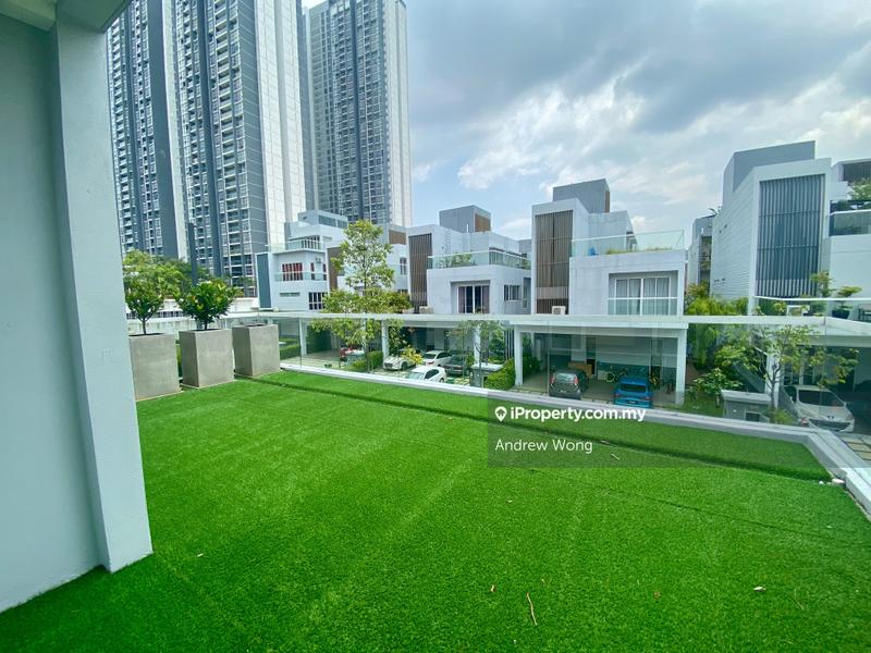Bungalow House untuk Dijual di Lakefront Villa, Cyberjaya oleh Andrew Wong - iProperty.com.my