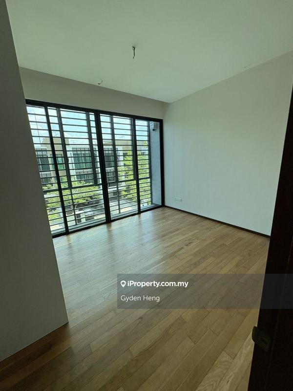 3-storey Terraced House for Sale in Leisure Farm, Gelang Patah by Gyden Heng - iProperty.com.my