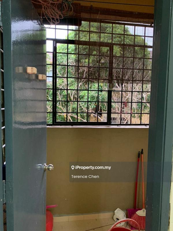 Apartment for Sale in Pangsapuri Seri Meranti by Terence Chen - Exterior - iProperty.com.my