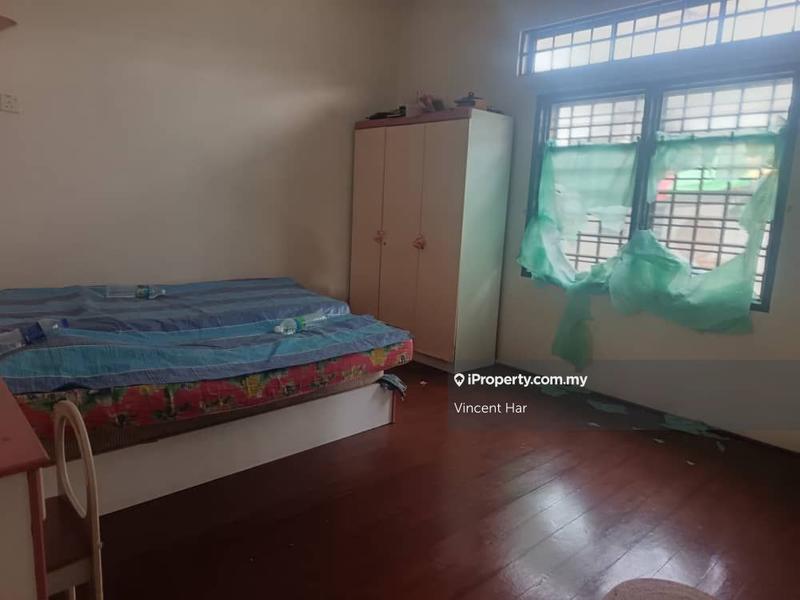 Rumah Berkembar untuk Dijual di Taman Hong Kong, Teluk Intan oleh Vincent Har - iProperty.com.my