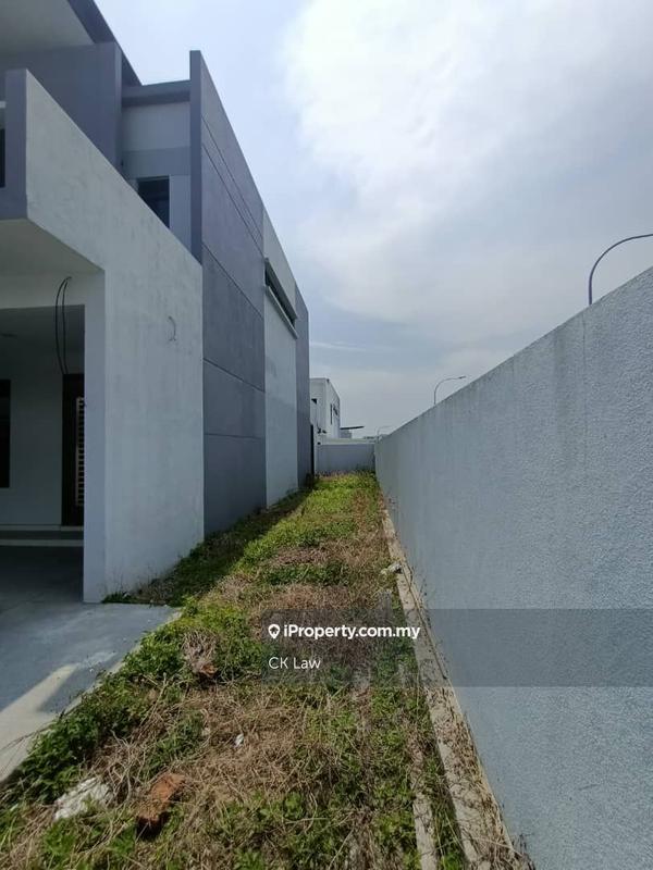 Rumah Berangkai 2 Tingkat untuk Dijual di Kajang East, Semenyih oleh CK Law - iProperty.com.my