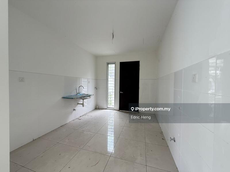 Terraced House for Sale in 402a6, Telok Panglima Garang by Edric Heng - iProperty.com.my