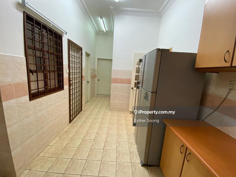 Bungalow House for Sale in Mutiara Damansara, Selangor by Esther Soong - iProperty.com.my