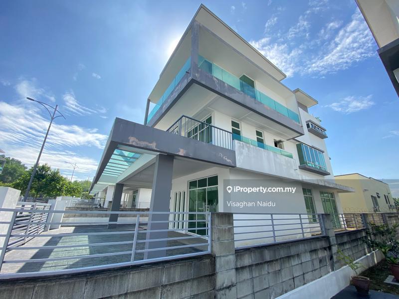 Bungalow House for Sale in Kota Emerald, Rawang by Visaghan Naidu - iProperty.com.my