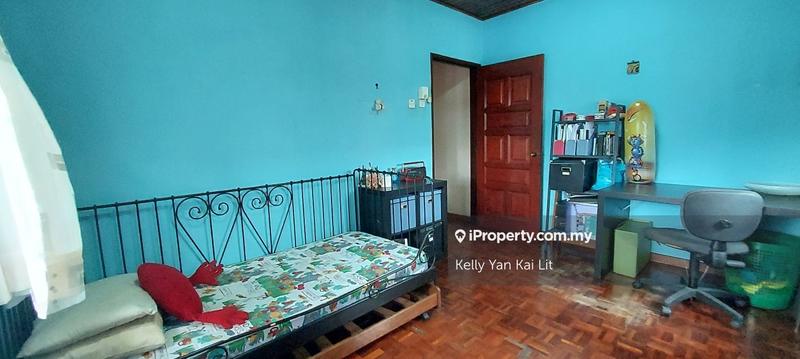 Banglo untuk Dijual di 4a1mr, Ampang oleh Kelly Yan Kai Lit - iProperty.com.my