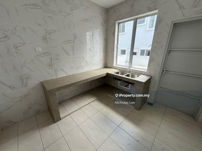 Rumah Berangkai 2 Tingkat untuk Dijual di Taman Metro Maya, Batu Gajah oleh Nicholas Lee - iProperty.com.my