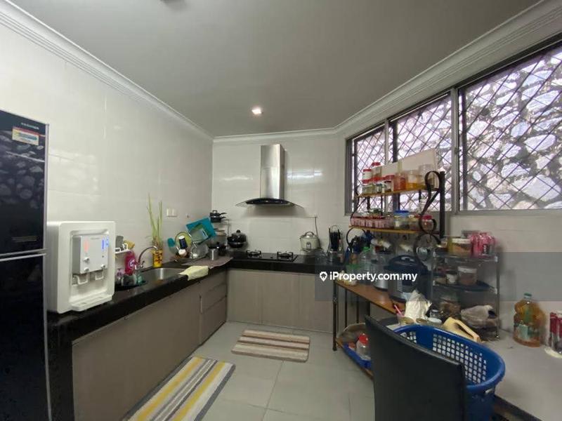 Bungalow House for Sale in SS19, Subang Jaya by Celia Tan - iProperty.com.my